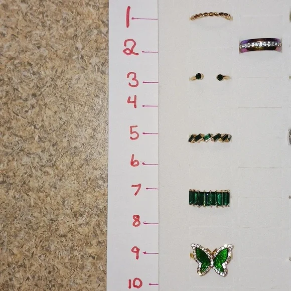 Size 6.5 Entire Collection of Elegant Silver and Green Jewelry Set - Picture 6 of 12